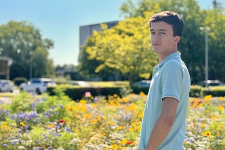 BU: Muslihiddini nimmt am Sommerdeutschkurs am Meer 2025 am Campus Wilhelmshaven teil (Bild: Jade HS/S. Oetken)  