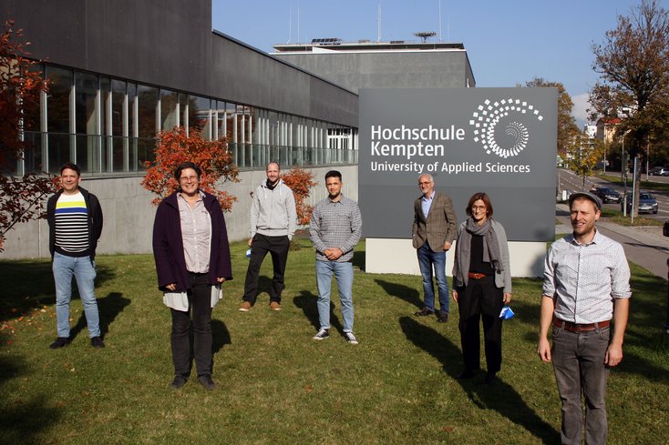 Kick-off-Treffen (v.li.): Prof. Dr. Michael Klafft (Jade HS), Alice Düwel (HS Kempten), Micha Jung (HS Kempten), Dustin Schneider (Jade HS), Prof. Dr. Peter Nick (HS Kempten) und Prof. Dr. Patricia Pfeil (HS Kempten). (Foto: Till Faber)