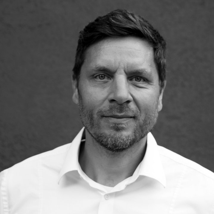 Prof. Dr. Lukas Henze (Foto: privat)