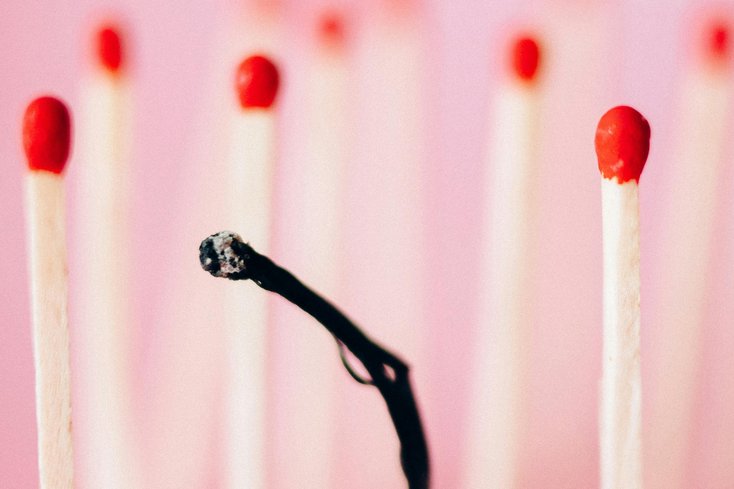 „Wer ständig nur funktioniert, um fremde Erwartungen und dem eigenen überhöhten Selbstanspruch zu genügen, riskiert ein Burnout“, warnt Diplom-Psychologin Joana-Maria Schrader. (Foto: Pexels)