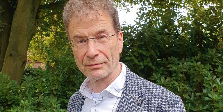 Prof. Martin Herrmann, Professor für Wirtschaftsrecht, lehrte 16 Jahre lang im Fachbereich Wirtschaft (Foto: privat)