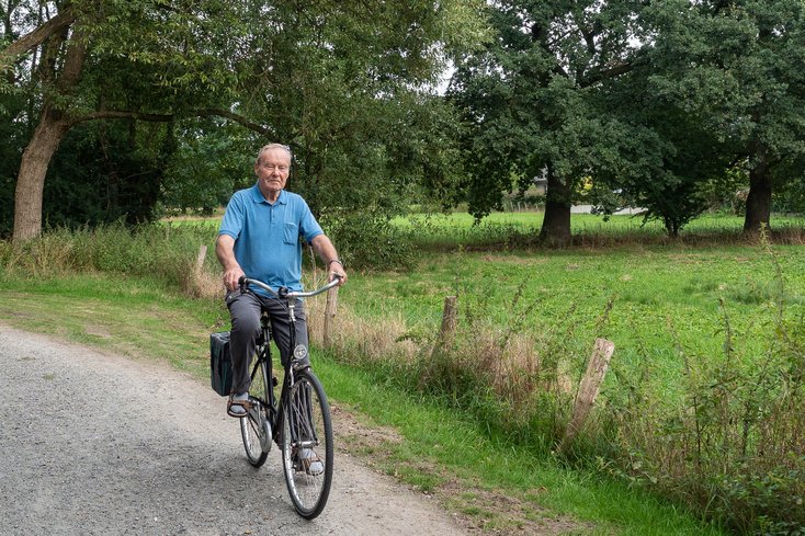 Viele der befragten älteren Menschen halten sich im Alltag durch Bewegung fit – insbesondere durchs Radfahren. Fotos: Sonja Dilz/Jade HS