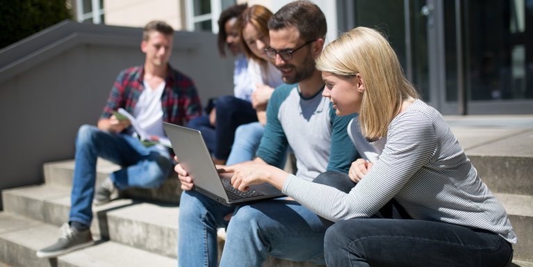 Ein Gleichstellungsplan ist ein strategisches Dokument, das Maßnahmen und Ziele festlegt, um die Gleichstellung der Geschlechter unter Studierenden und Beschäftigten zu fördern. (Foto: Jade HS/Bonnie Bartusch)