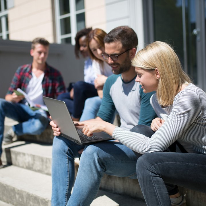 Ein Gleichstellungsplan ist ein strategisches Dokument, das Maßnahmen und Ziele festlegt, um die Gleichstellung der Geschlechter unter Studierenden und Beschäftigten zu fördern. (Foto: Jade HS/Bonnie Bartusch)