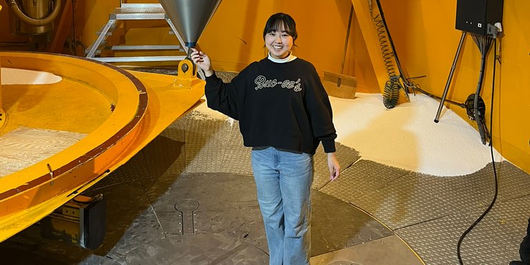 Mission accomplished: Akane Umeda nach dem erfolgreichen Experiment im ZARM-Fallturm in Bremen. (Jade HS)