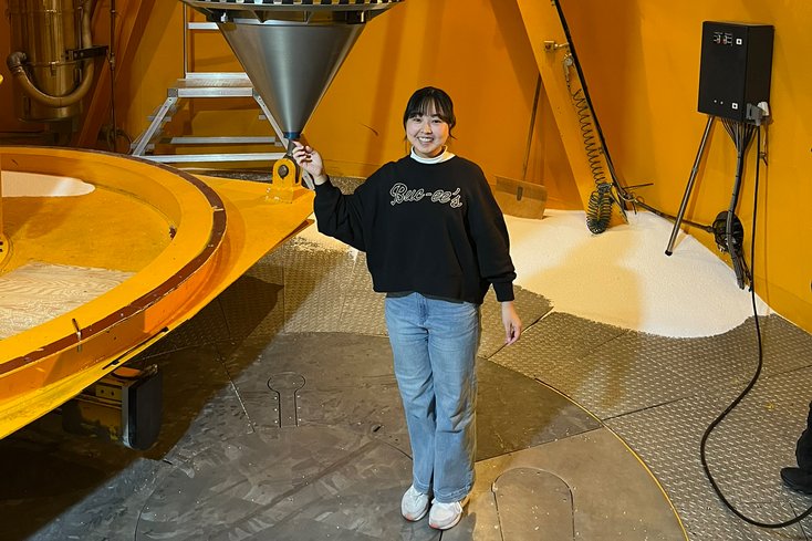 Mission accomplished: Akane Umeda nach dem erfolgreichen Experiment im ZARM-Fallturm in Bremen. (Jade HS)