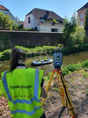 Studierende vermessen den Schlosspark Jever 2024
