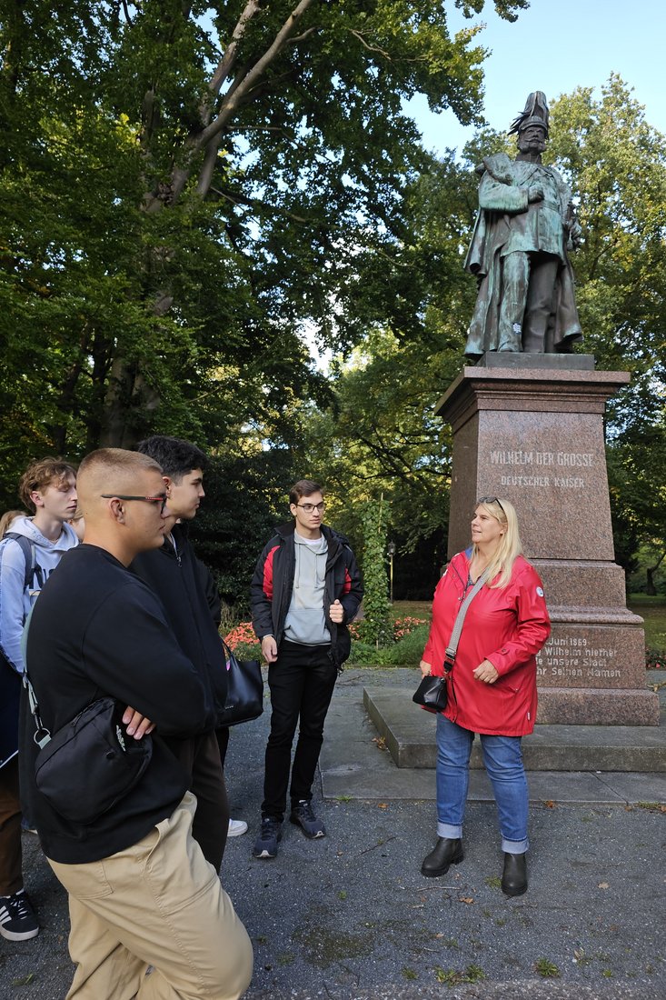 ...und ein bisschen Stadtgeschichte vermittelt (Foto: Jade HS)