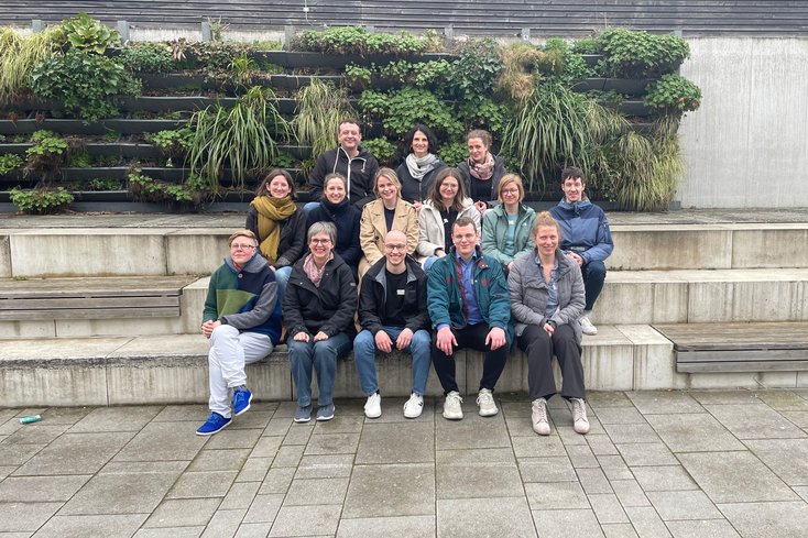 Die Teilnehmenden und Organisatorinnen des Promotionskolloquiums trafen sich vergangene Woche am Campus Oldenburg (Foto: Jade HS/Frauke Koppelin)