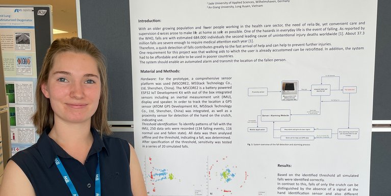 Eliane Schröter, Studentin der Medizintechnik im Fachbereich Ingenieurwisssenschaften, präsentierte ihre Forschungsergebnisse auf dem Kongress der Deutschen Gesellschaft für Biomedizinische Technik (Foto: Jade HS/Armin Schneider)