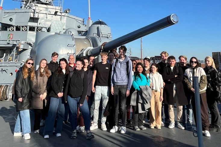 Gemeinsamer Besuch des Marinemuseums in Wilhelmshaven (Foto: Jade HS)