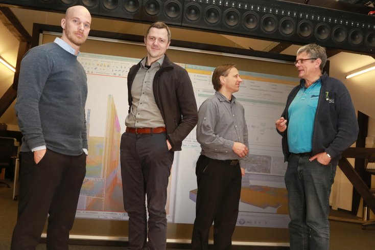 BIM-Kompetenz an der Jade Hochschule (v.li.): Christian Heins, Christian Kreyenschmidt, Michael Raps und Prof. Dr. Hans-Hermann Prüser. Foto: Piet Meyer/Jade HS