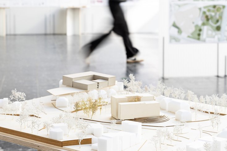 Ein Architekturmodell in einer Ausstellung