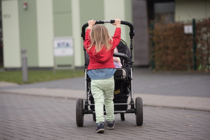 Kinder vor der Kita Jade-Campus am Studienort Wilhelmshaven (Foto: Jade HS)