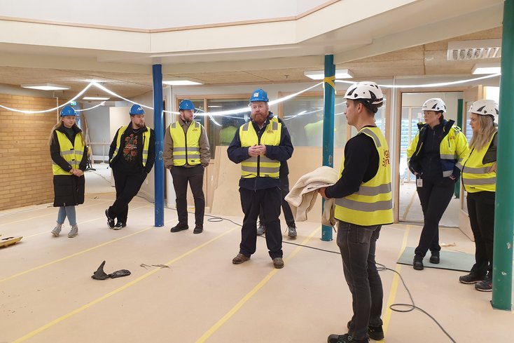 Besuch einer Schulbaustelle (Foto: Jade HS/Iris Reuther)