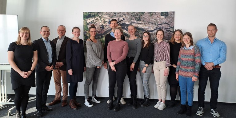 Studierende des Masterstudiengangs Maritime Management zu Gast bei BremenPorts in Bremerhaven. (Foto: Jade HS)