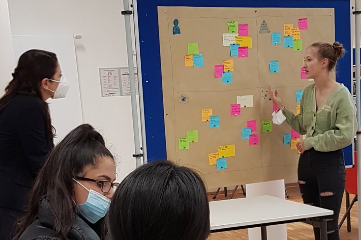 Die Teilnehmenden waren von den kreativen und interaktiven Workshops begeistert. (Foto: Cäcilienschule)