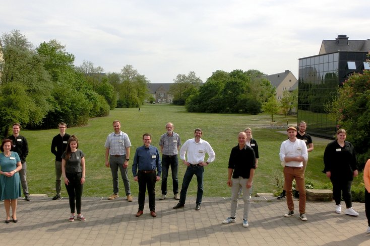 Gruppenfoto der Teilnehmenden auf dem Campus „Am Exer“ in Wolfenbüttel. (Foto: Ostfalia)