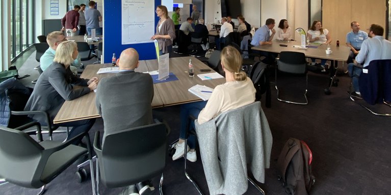 Erstes branchenübergreifendes Treffen in Haren zu Herausforderungen und Lösungen im Nachhaltigkeitsmanagement. (Foto: privat)