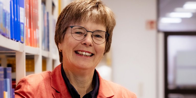 Prof. Dr. Christa Drees-Behrens lehrte seit 1994 am Fachbereich Wirtschaft Rechnungswesen und Controlling. (Foto: Melanie Kirschner/Jade HS)