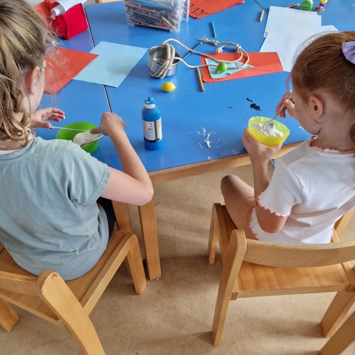 Die Kinder konnten nach Lust und Laune basteln und kreativ werden. (Foto: Evangelische Familienbildungsstätte)