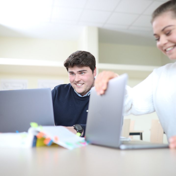 Neues Strategiepapier zur Digitalisierung der Hochschule verabschiedet (Bild: Bonnie Bartusch)