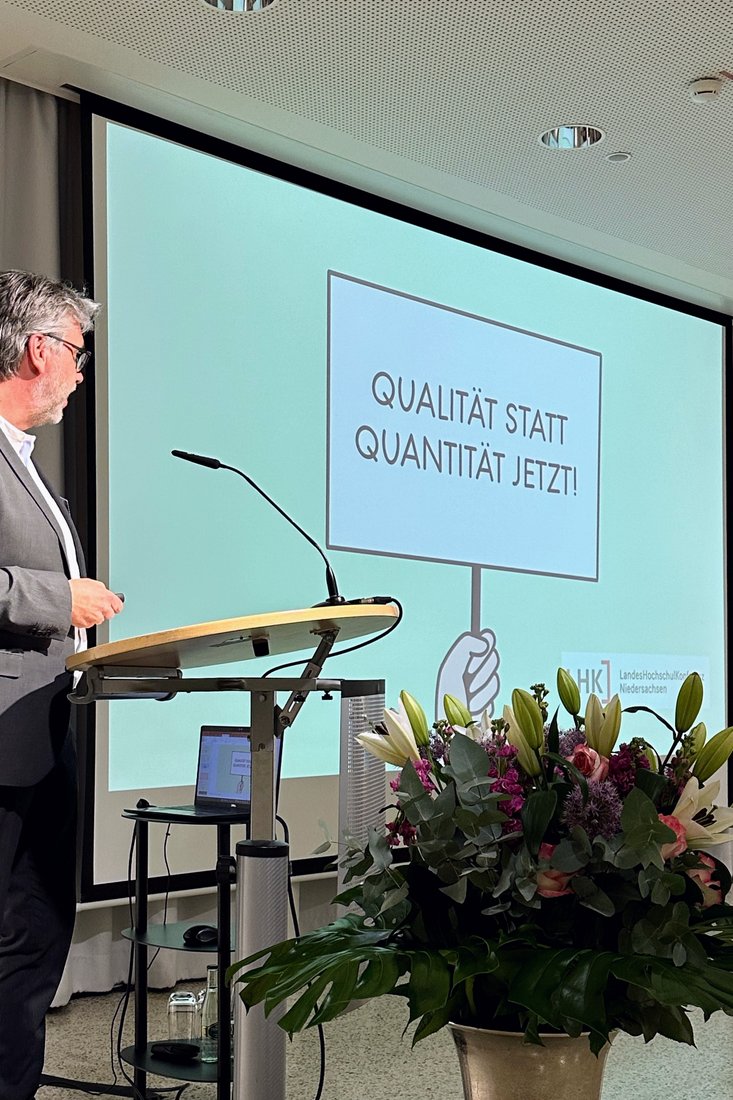 Dr. Marc Hudy, stellvertretender Vorsitzender der Landeshochschulkonferenz Niedersachsen