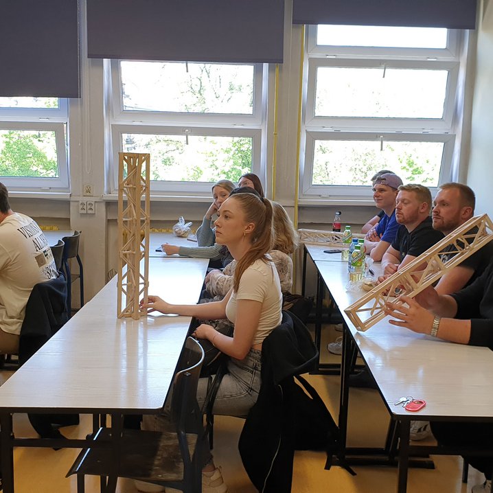 Vorträge, Workshops und Laborführungen: Für die Studierenden im Studiengang Bauingenieurwesen wurde ein vielfältiges Programm auf die Beine gestellt. (Foto: Jade HS/ Iris Reuther) 
