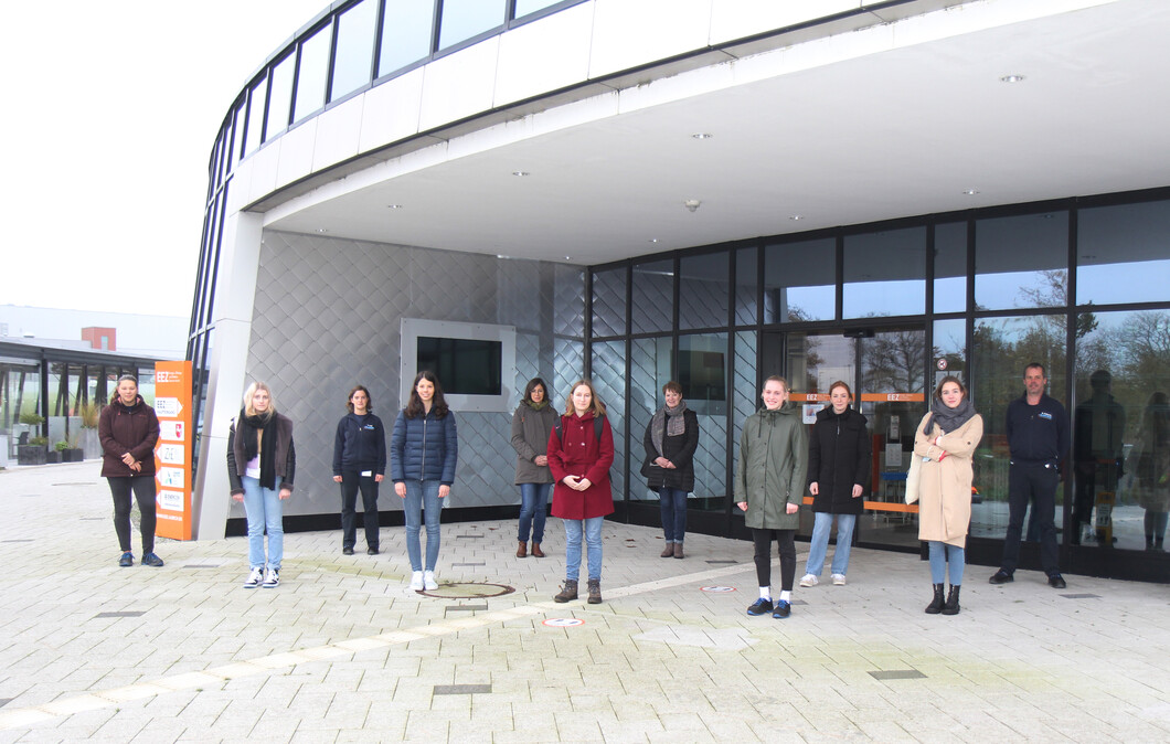 Technikantinnen der Jade Hochschule und der Hochschule Emden-Leer zu Gast beim Windenergie-Anlagen-Hersteller ENERCON in Aurich. Foto: ENERCON