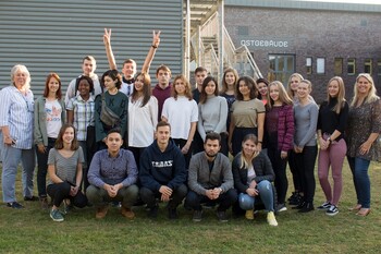 Gruppenfoto: Teilnehmer_innen am Probestudium 2018