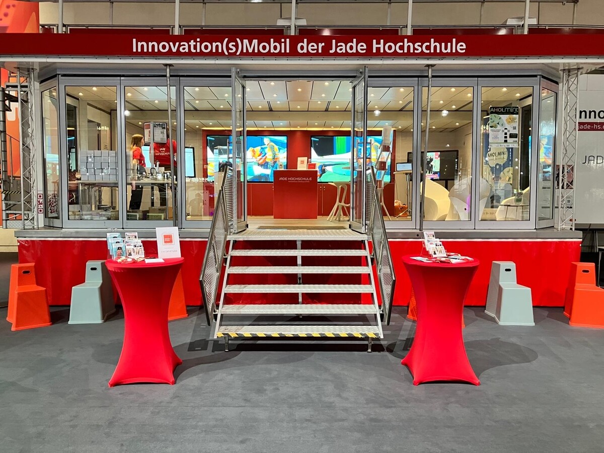 Jade Hochschule beim Wochenende an der Jade 2024 in Wilhelmshaven