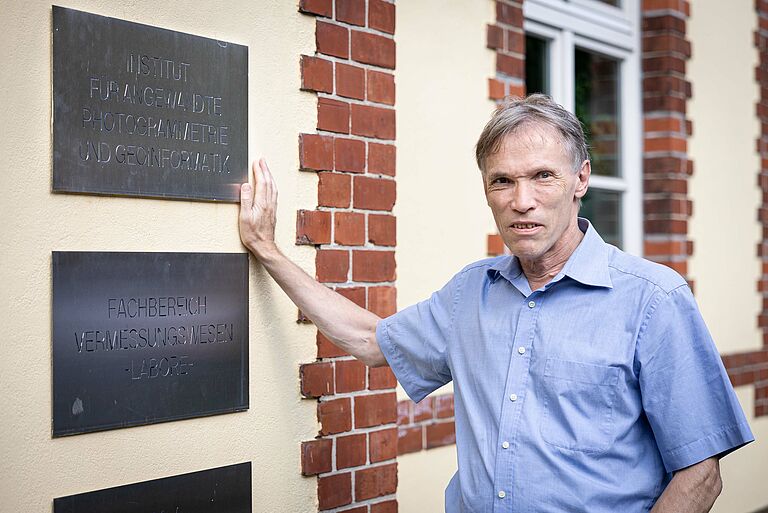 Prof. Dr. Thomas Luhmann (Foto: Till Sieberth/Jade HS)