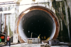 Messübung beim Bau des Wesertunnels Messübung beim Bau des Wesertunnels