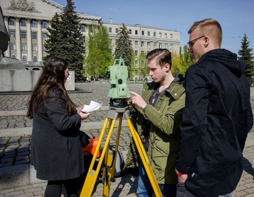 Surveying in Kyiv